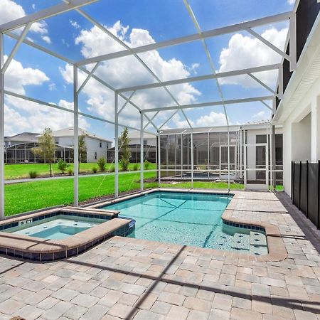Contemporary Home W Private Pool& Spa 대번포트 외부 사진