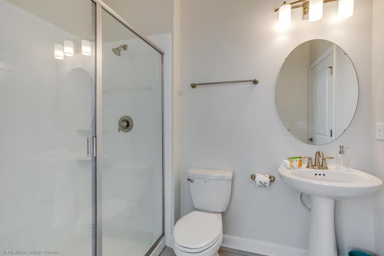 Contemporary Home W Private Pool& Spa 대번포트 외부 사진