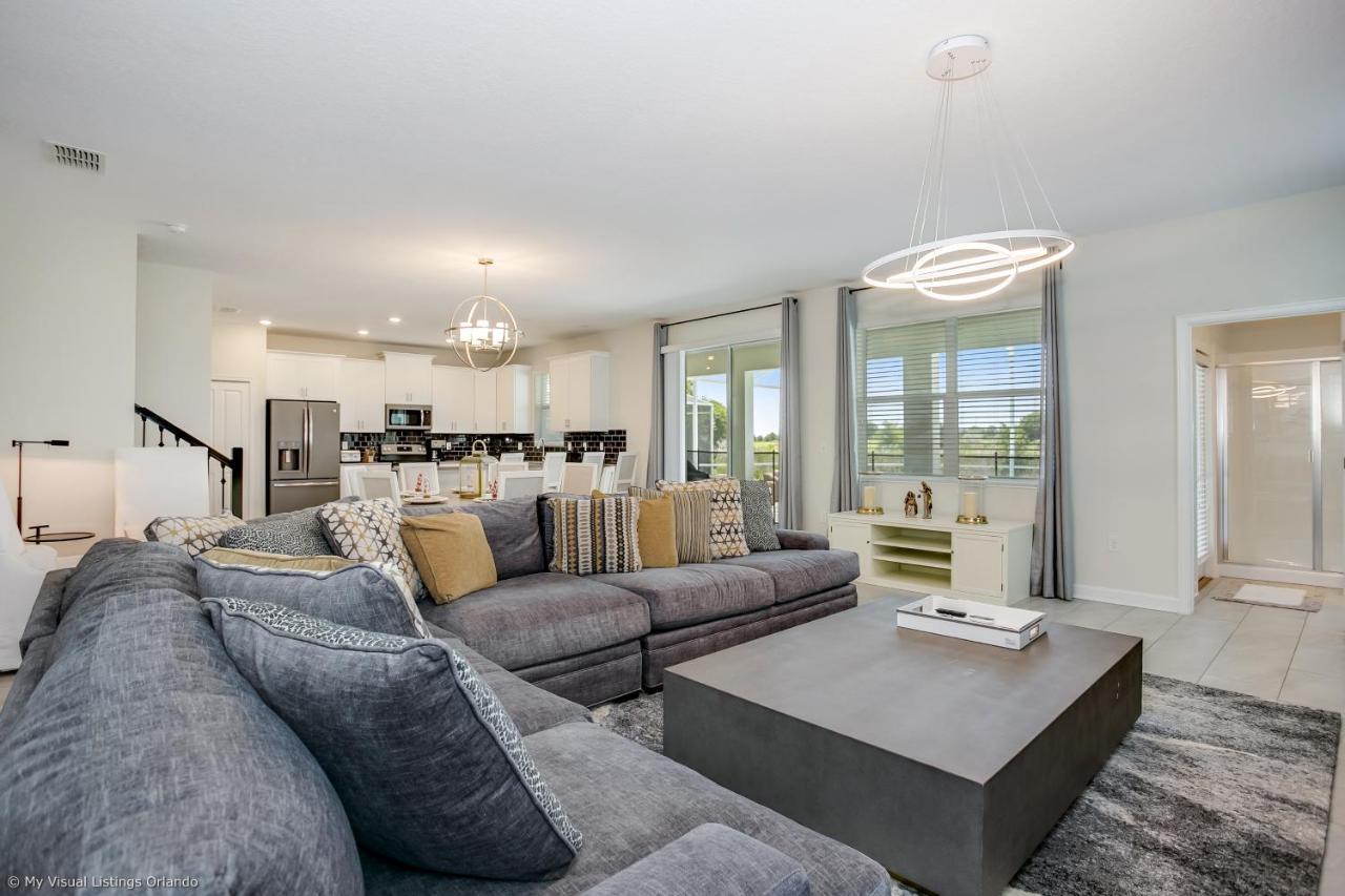 Contemporary Home W Private Pool& Spa 대번포트 외부 사진
